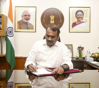 Dr. L. Murugan assumed charge as the MOS for MIB